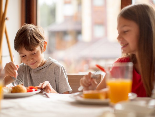 Kids Eat for $1 on Wednesdays