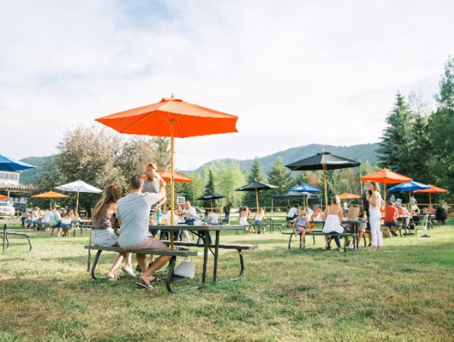 The Lawn Event Spac3e